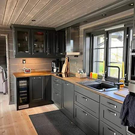 Holiday home Exclusive Cabin With Jacuzzi Svingvoll