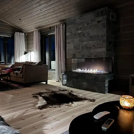 Exclusive Cabin With Jacuzzi Svingvoll