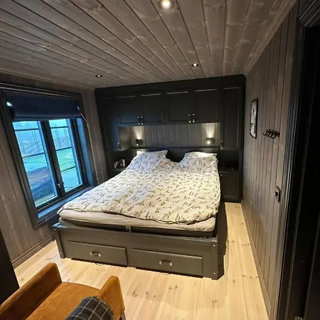 Holiday home Exclusive Cabin With Jacuzzi